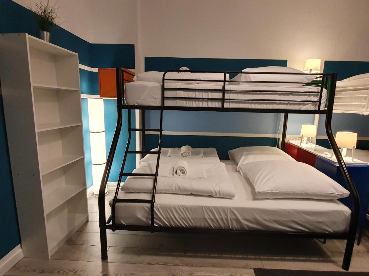 Central Lichtenberger Apartment For 6 People Берлин Экстерьер фото