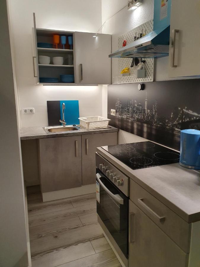 Central Lichtenberger Apartment For 6 People Берлин Экстерьер фото